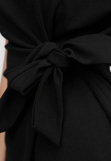 Короткое платье