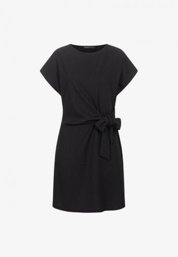 Короткое платье