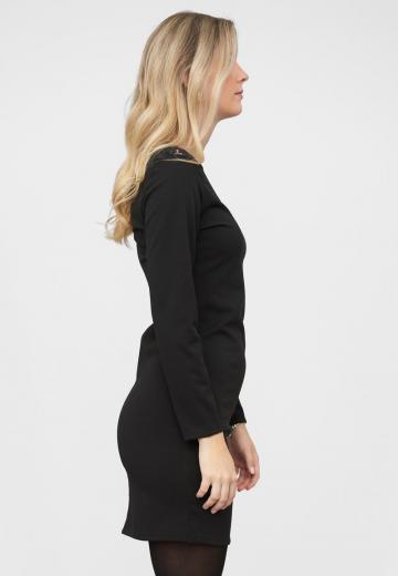 Платье футляр