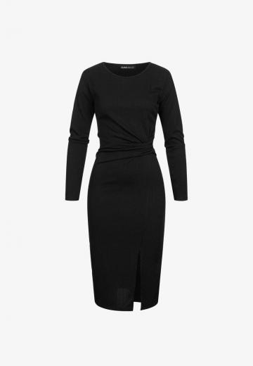 Платье футляр