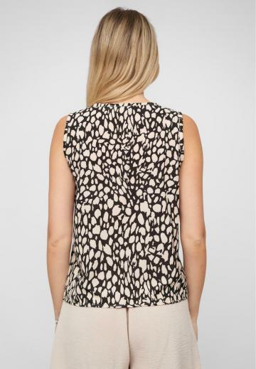Блузка без рукавов