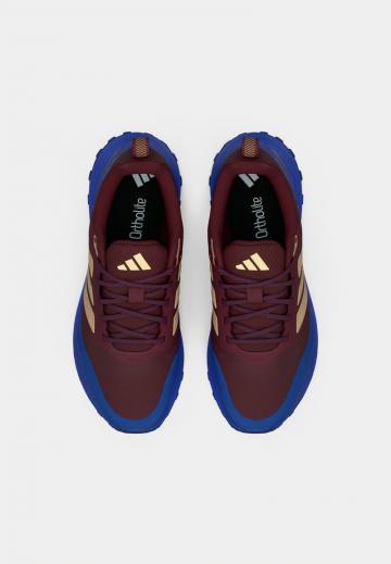 Беговые кроссовки