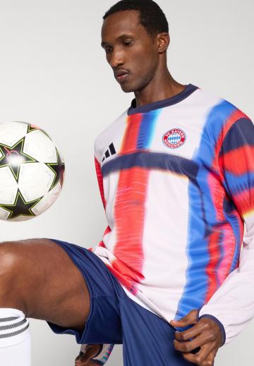 Спортивная кофта