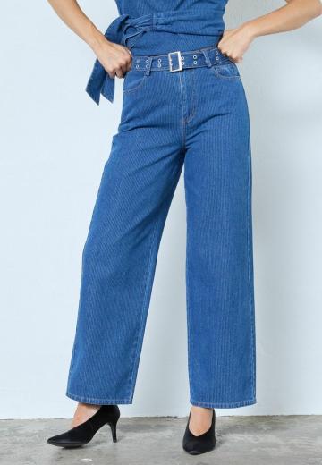 Свободные джинсы