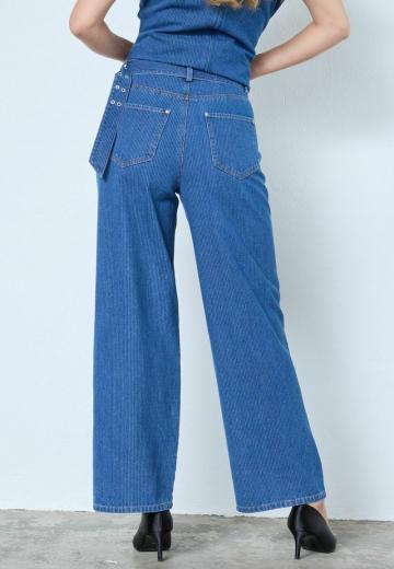 Свободные джинсы
