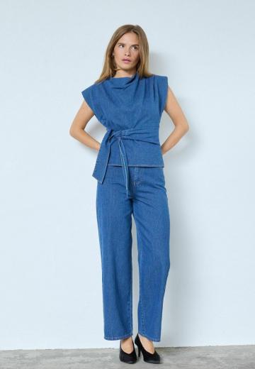 Свободные джинсы