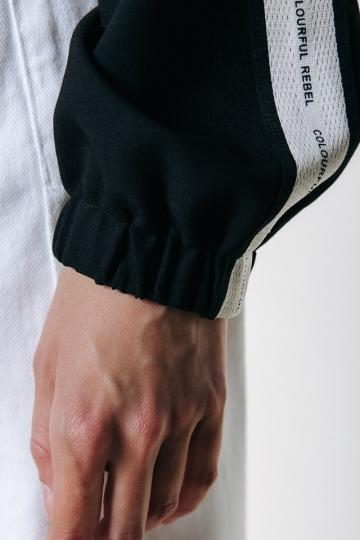 Спортивная куртка