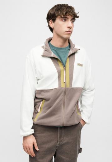 Спортивная куртка