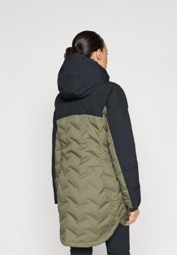 Спортивная куртка