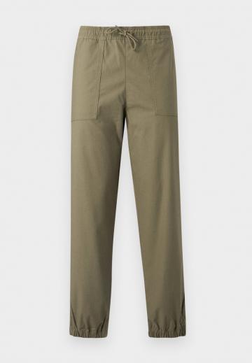 Спортивные штаны