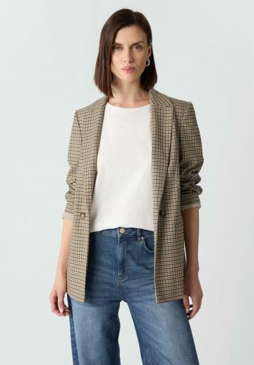 Короткое пальто