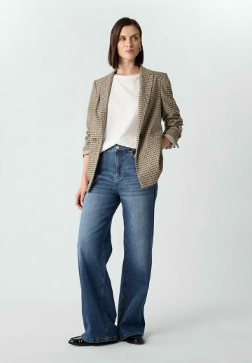 Короткое пальто