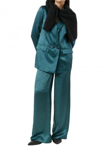 Короткое пальто