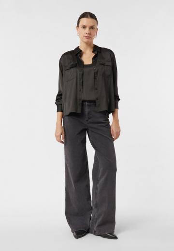 Блузка без рукавов