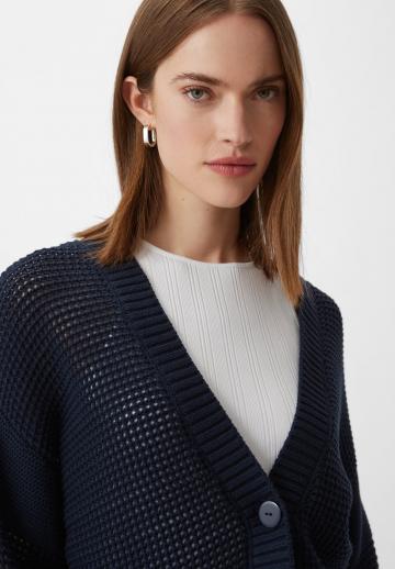 Вязаная кофта