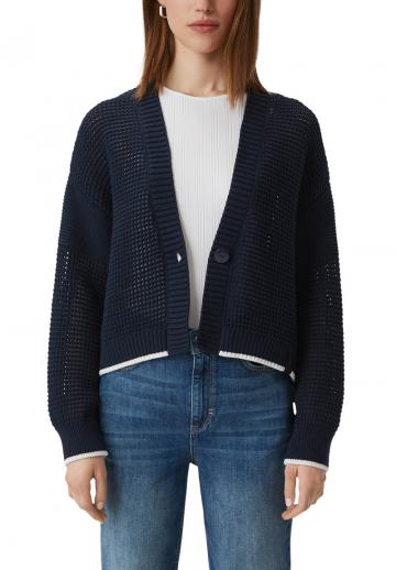 Вязаная кофта