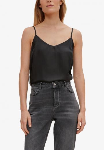 Топ на бретельках