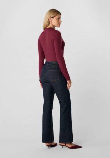 Узкие джинсы