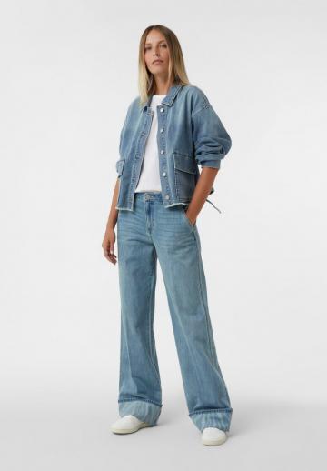 Джинсовая куртка