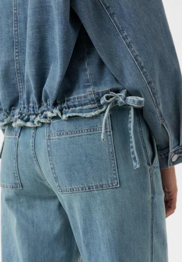 Джинсовая куртка