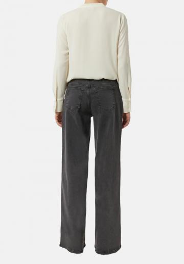 Свободные джинсы