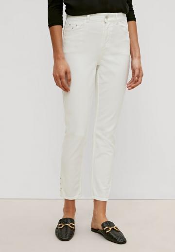 Короткие джинсы