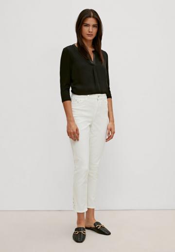 Короткие джинсы