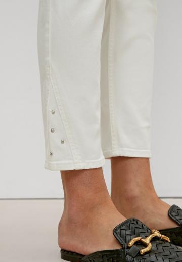 Короткие джинсы