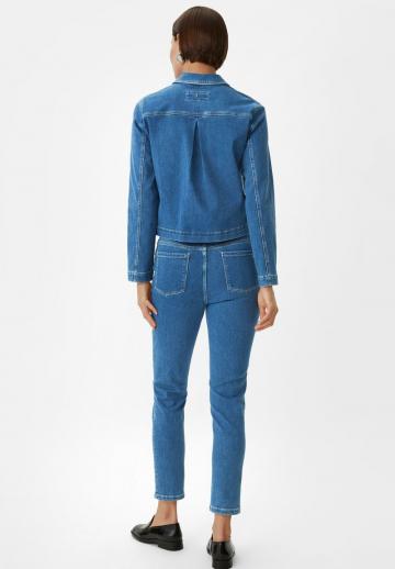Джинсовая куртка