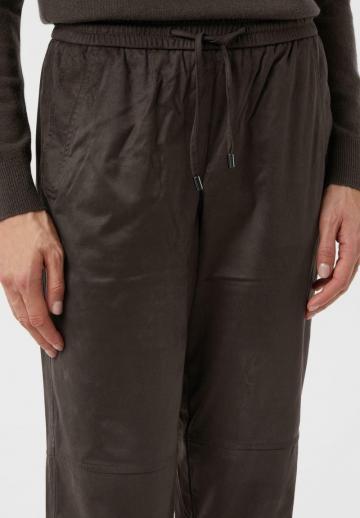 Спортивные штаны