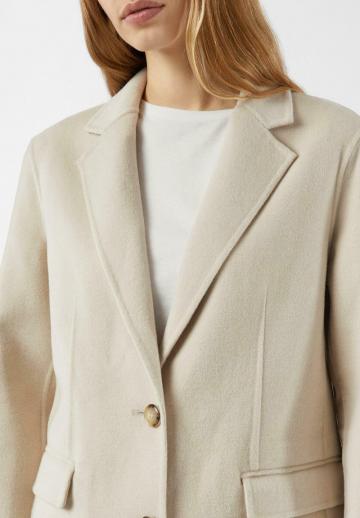 Шерстяное пальто