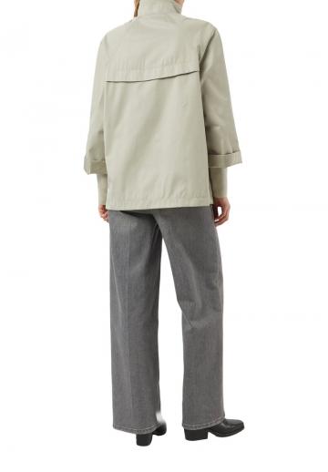 Короткое пальто