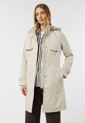 Короткое пальто