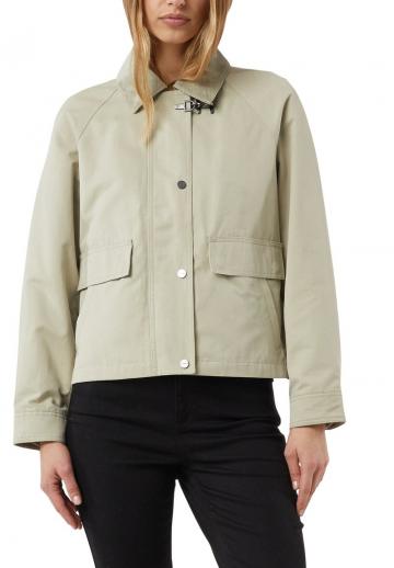 Куртка с накладнымит карманами