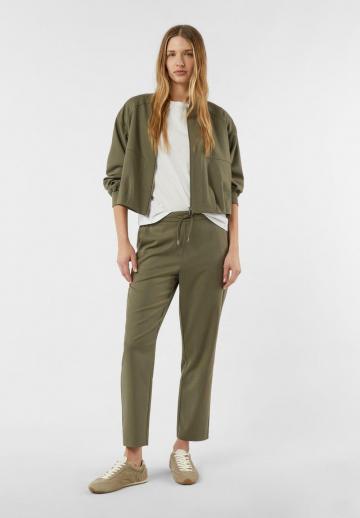 Спортивные штаны