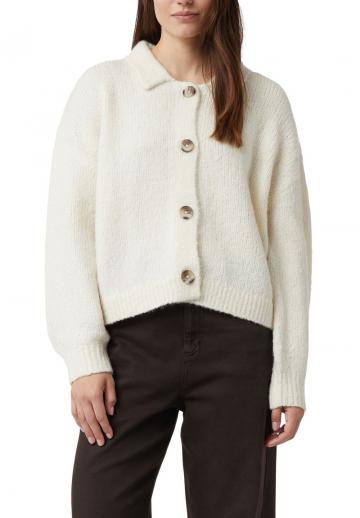 Вязаный жилет