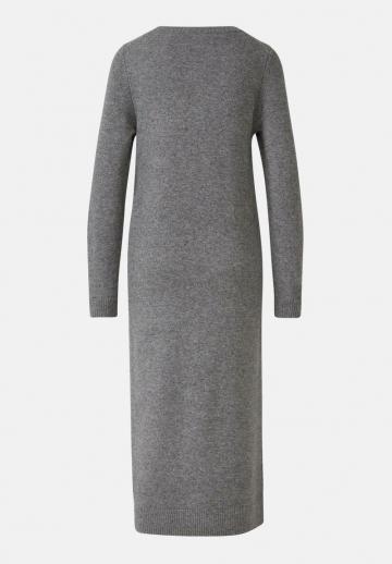 Вязаное платье