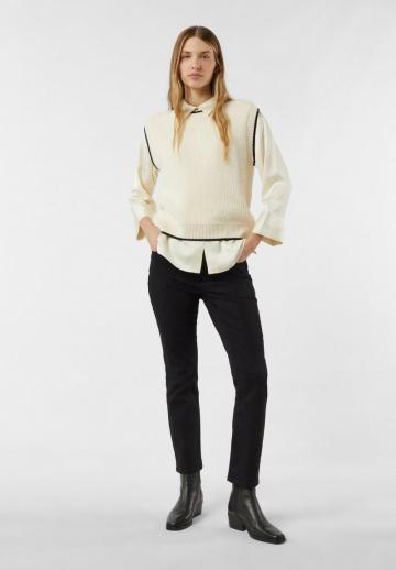 Пуловер без рукавов