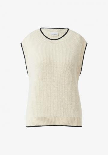 Пуловер без рукавов