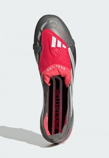 Футбольные бутсы