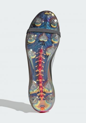 Футбольные бутсы