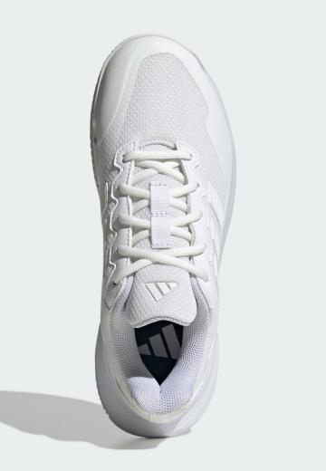 Теннисные кроссовки