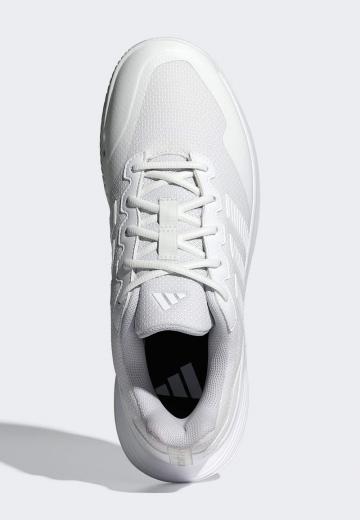 Теннисные кроссовки