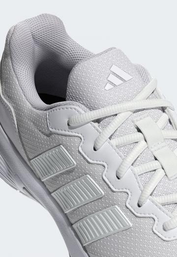 Теннисные кроссовки