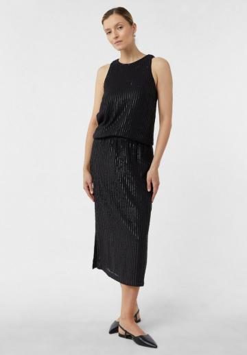 Блузка без рукавов