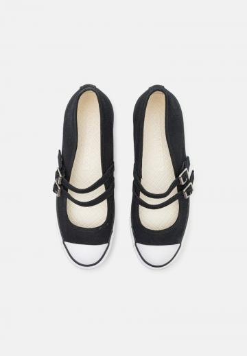 Спортивные балетки