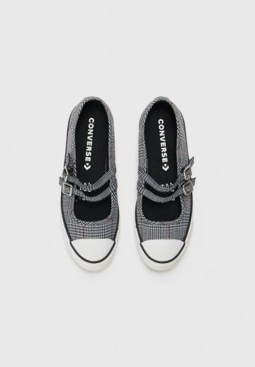 Спортивные балетки