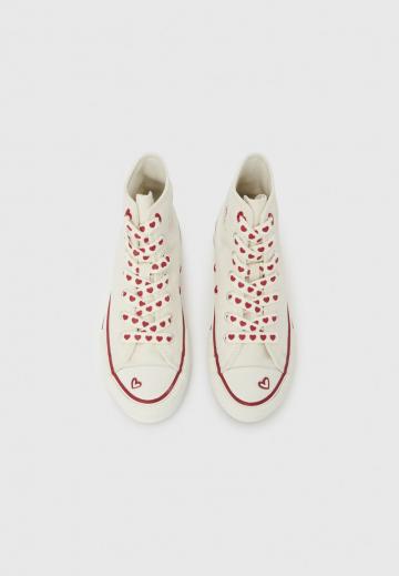 Высокие кеды