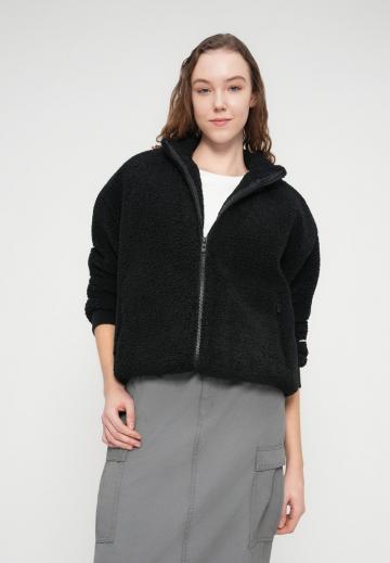 Флисовая куртка