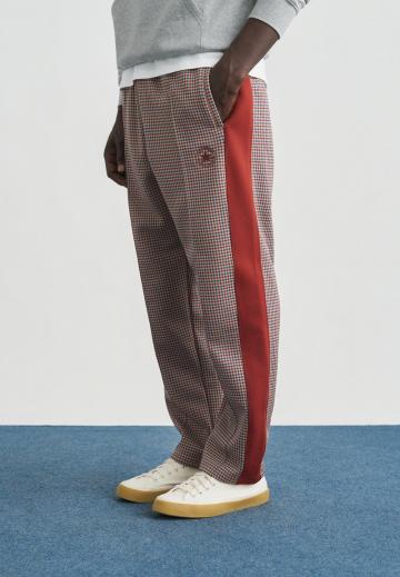 Спортивные штаны